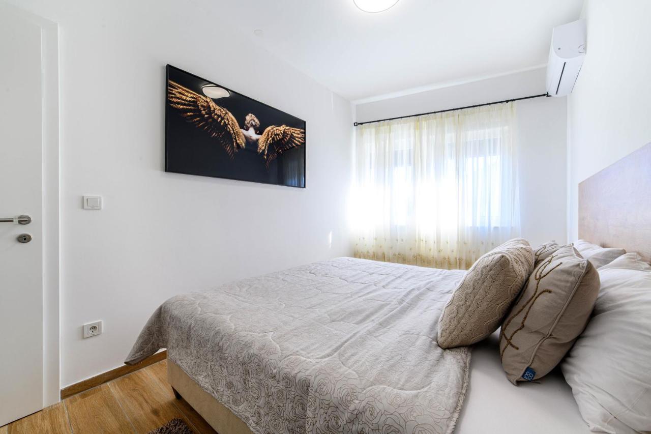 Apartamento Apartman Ivana Šibenik Exterior foto